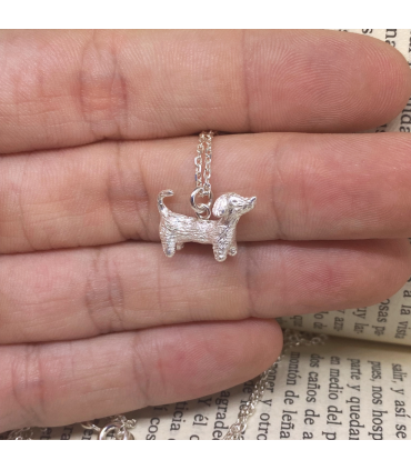 Colgante Perro Salchicha en plata de ley